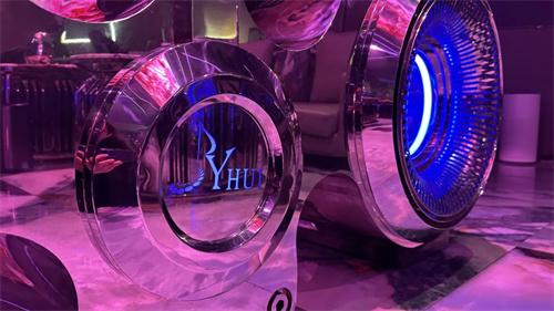 璀璨之星！铂锐携手浙江桐庐悦・慧 KTV 共谱光影华章 