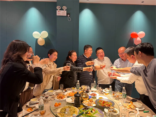 2025年金沙洲音响联谊促进会迎新晚会成功举办！