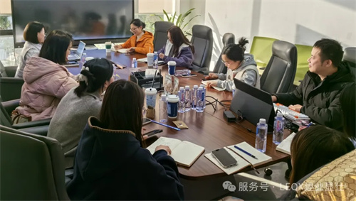 2025建业显仕年会盛宴 “磨砺・蜕变”: 新篇章，携手创非凡 