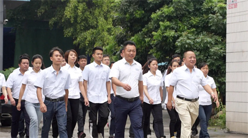 专访歌斯达黄军敏：打造文旅风口下的“防水灯超市” 
