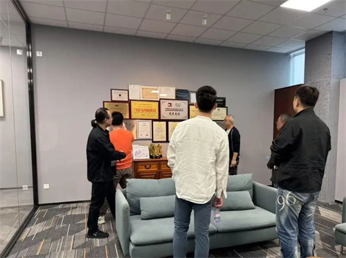 华汇音响顾问有限公司接待广东省舞台美术研究会莅临参观｜深入交流，携手共创