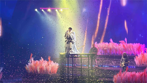 十年之约！孙燕姿演唱会71米银河幕掀起三代人DNA暴动夜
