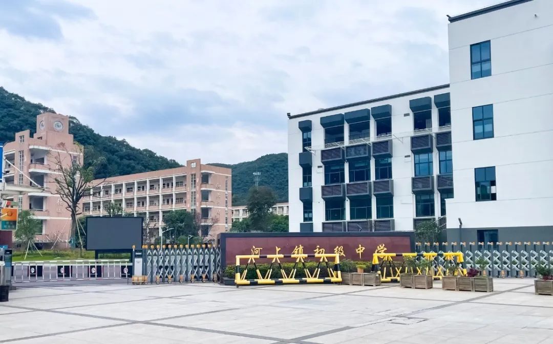 SONIC斯尼克音响赋能杭州市萧山区河上镇初级中学报告厅建设
